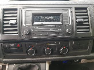 Volkswagen Transporter 2.0 TDI L2H3 Highline Koelwagen picture 17