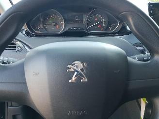 Peugeot 208 1.0 PureTech Access picture 16