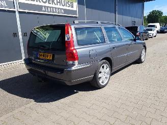 Volvo V-70 2.4 D5 picture 8