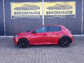 Peugeot 208 1.2 PureTech GT-Line picture 2