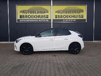 Opel Corsa 1.2 Edition picture 2