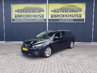 škoda osobní automobily Peugeot 308 SW 1.2 PureTech Blue Lease Executive 2018/7