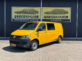 krockskadad bil bedrijf Volkswagen Transporter 2.0 TDI L2H1 DC Comfortline Plus 2018/3