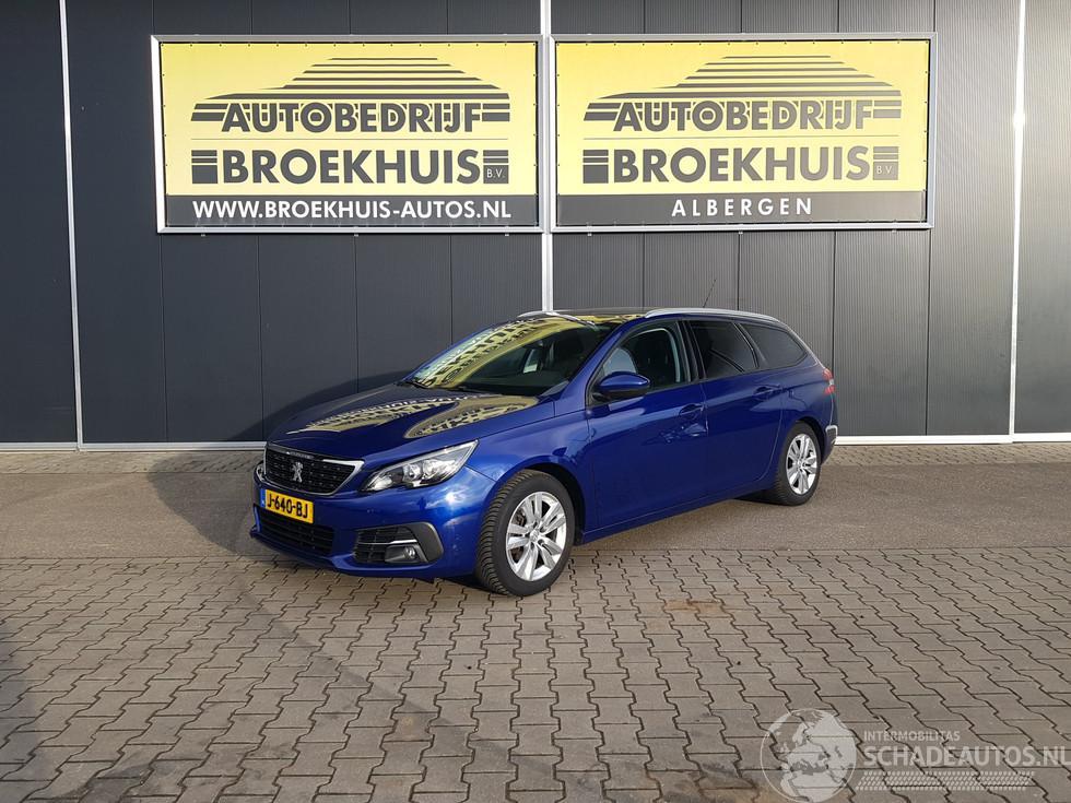 Peugeot 308 SW 1.2 PureTech Blue Lease Executive