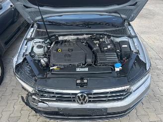 Volkswagen Passat Variant 1.5 TSI Highline Business R picture 26