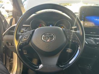Toyota C-HR C-HR (X1,X5), SUV, 2016 1.8 16V Hybrid picture 23