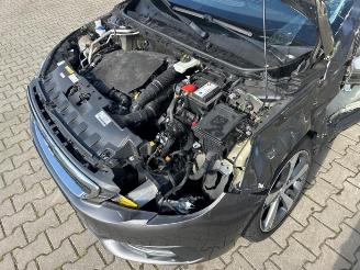 Peugeot 308 308 SW (L4/L9/LC/LJ/LR), Combi 5-drs, 2014 / 2021 1.2 12V e-THP PureTech 130 picture 13