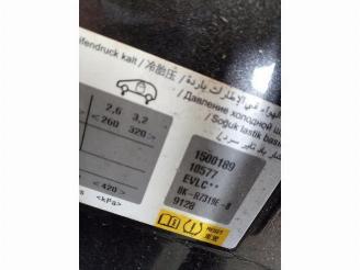 Peugeot 308 308 SW (L4/L9/LC/LJ/LR), Combi 5-drs, 2014 / 2021 1.2 12V e-THP PureTech 130 picture 32
