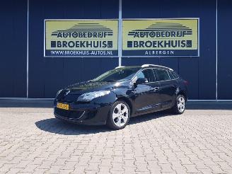 Voiture accidenté Renault Mégane Estate 1.5 dCi Bose 2012/6