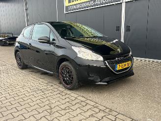 Peugeot 208 1.0 VTi Access picture 6