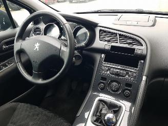 Peugeot 3008 1.6 VTi Blue Lease picture 17