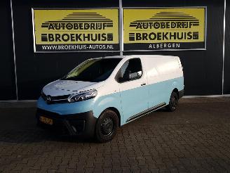 dommages fourgonnettes/vécules utilitaires Toyota Proace Worker 2.0 D-4D Cool Comfort Long 2017/7
