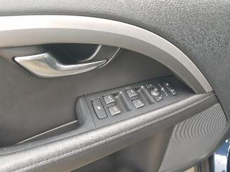 Volvo V-70 1.6 D2 Momentum picture 23