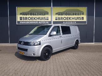 krockskadad bil bedrijf Volkswagen Transporter 2.0 TDI L2H1 DC Comfortline 2010/9