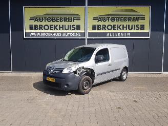 damaged commercial vehicles Renault Kangoo 1.5 dCi 75 Energy Comfort 2017/8