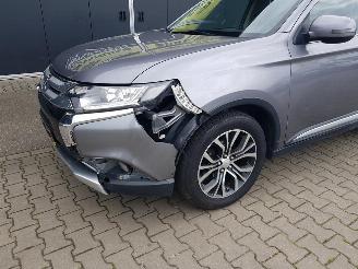 Mitsubishi Outlander 2.2 DI-D Instyle 4WD 7-persoons picture 9