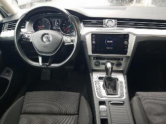 Volkswagen Passat Variant 1.6 TDI Comfortline Business picture 16