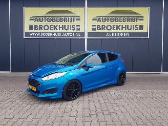 Voiture accidenté Ford Fiesta 1.0 EcoBoost Titanium 2015/5