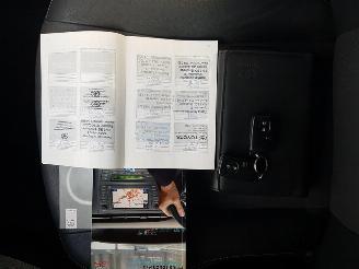 Toyota Prius 1.8 Plug-in Executive Business picture 21