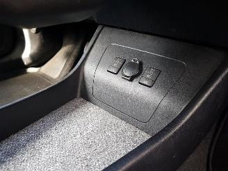 Toyota Prius 1.8 Plug-in Executive Business picture 23