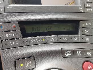 Toyota Prius 1.8 Plug-in Executive Business picture 20