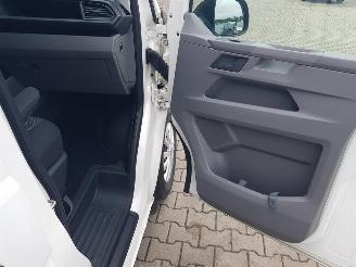 Volkswagen Transporter 2.0 TDI L1H1 26 picture 20