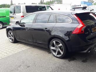 Volvo V-60 V60 I (FW/GW), Combi, 2010 / 2018 2.0 D4 16V picture 3