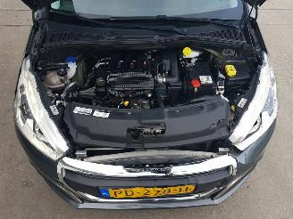 Peugeot 208 1.2 PureTech Blue Lion picture 11