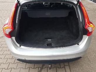 Volvo V-60 2.0 D4 Momentum picture 25