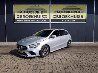 Vaurioauto  passenger cars Mercedes B-klasse 180 Business Solution AMG 2019/5