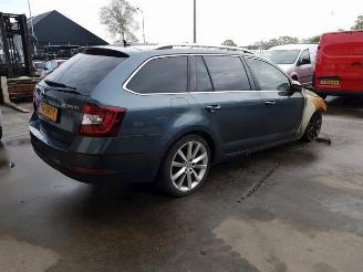 Skoda Octavia Octavia Combi (5EAC), Combi 5-drs, 2012 / 2020 1.0 TSI 12V picture 4