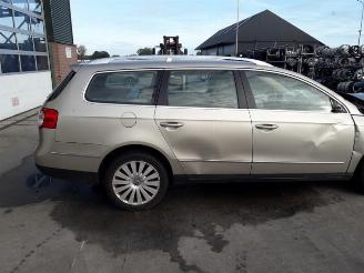 Volkswagen Passat Passat Variant (3C5), Combi, 2005 / 2010 3.2 FSI V6 32V picture 13