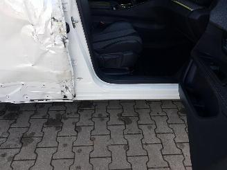 Peugeot 3008 1.2 PureTech Première picture 12