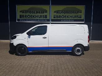 Toyota Proace Worker 1.5 D-4D L2 Navigator picture 2