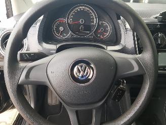 Volkswagen Up! 1.0 BMT move up! picture 15