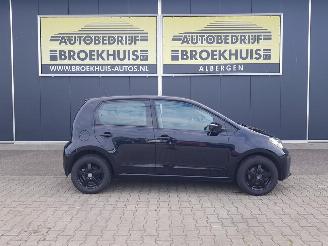 Volkswagen Up! 1.0 BMT move up! picture 4