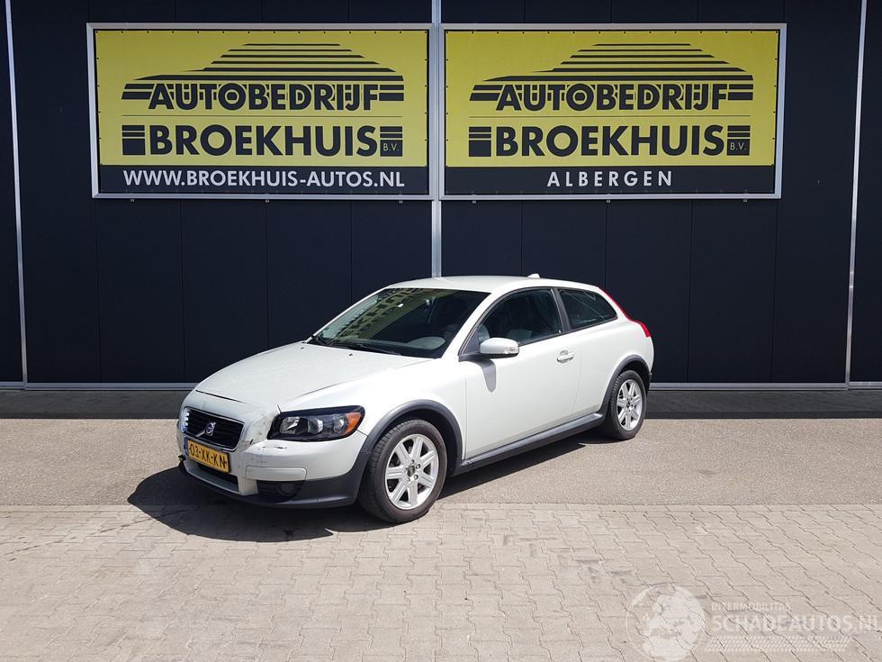 Volvo C-30 2.0 Momentum
