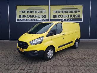 krockskadad bil bedrijf Ford Transit Custom 280 2.0 TDCI L1H1 Trend 2019/6