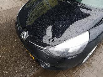 Renault Clio Estate 0.9 TCe Limited picture 9
