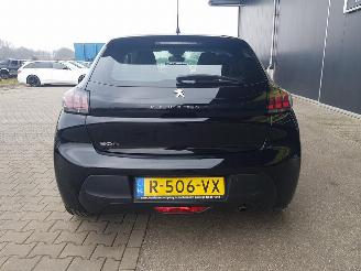 Peugeot 208 1.2 PureTech Active Pack picture 5