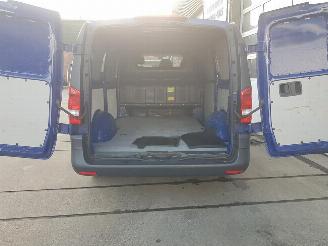 Mercedes Vito 114 CDI Lang picture 21