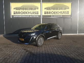 damaged passenger cars Peugeot e-2008 EV GT Pack 50 kWh 2021/10