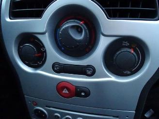 Renault Modus 1.2 16v picture 6