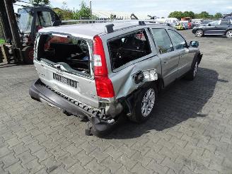Volvo Xc-70 2.5 T picture 1