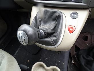 Renault Scenic 1.5 dCi picture 7