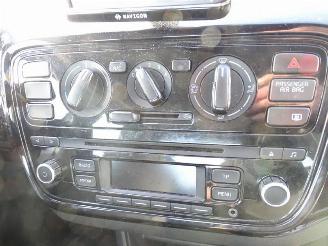 Volkswagen Up! 1.0 picture 6