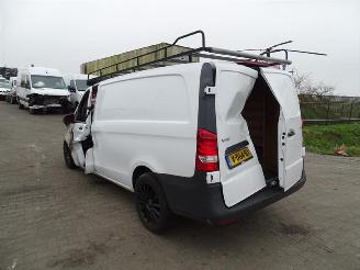 Mercedes Vito 111 CDi picture 2