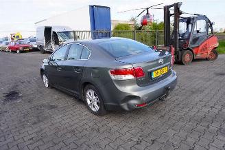 Toyota Avensis 1.8 16v picture 2