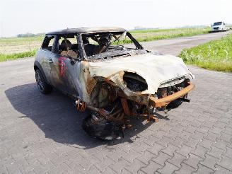 Mini Mini COOPER D picture 4