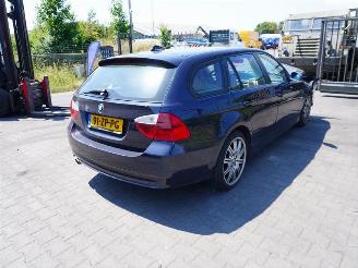 Uttjänta bilar auto BMW 3-serie Touring 318i 2008/4